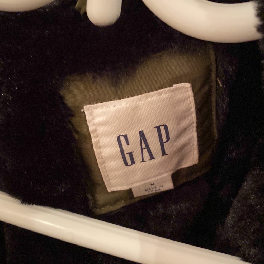 Gap jacket. - Picture 2 of 3